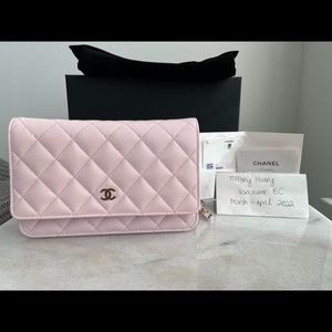 Chanel 22p pink caviar wallet on chain ghw